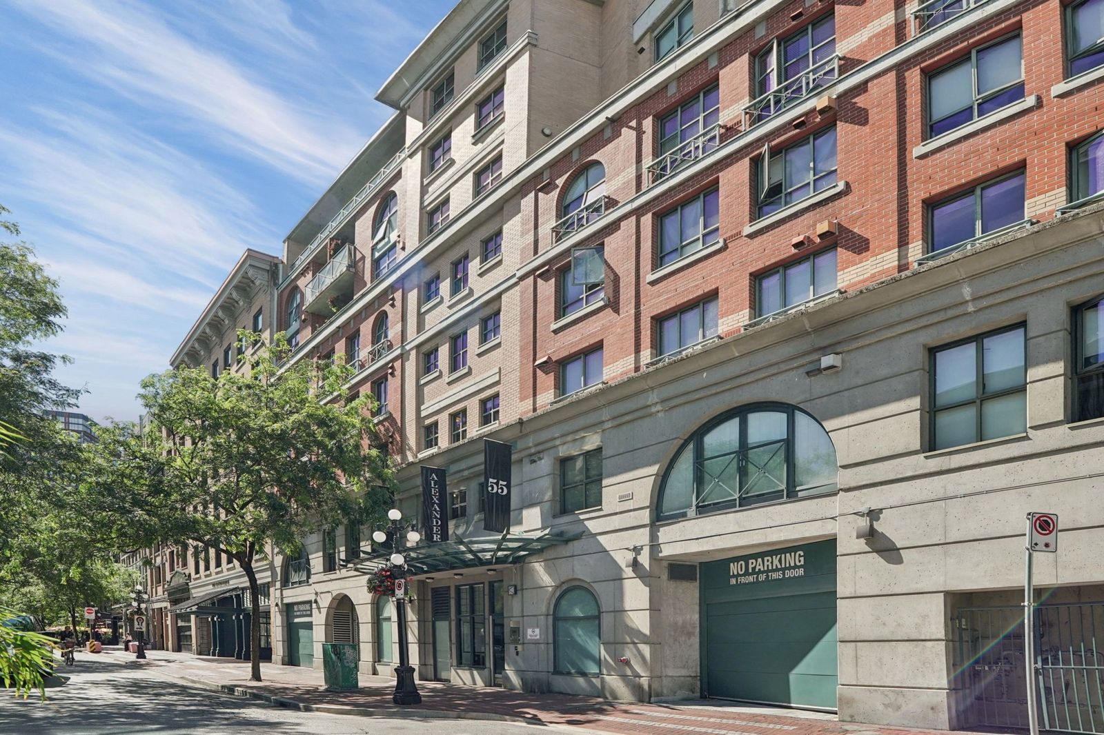 #306 – 55 Alexander Street